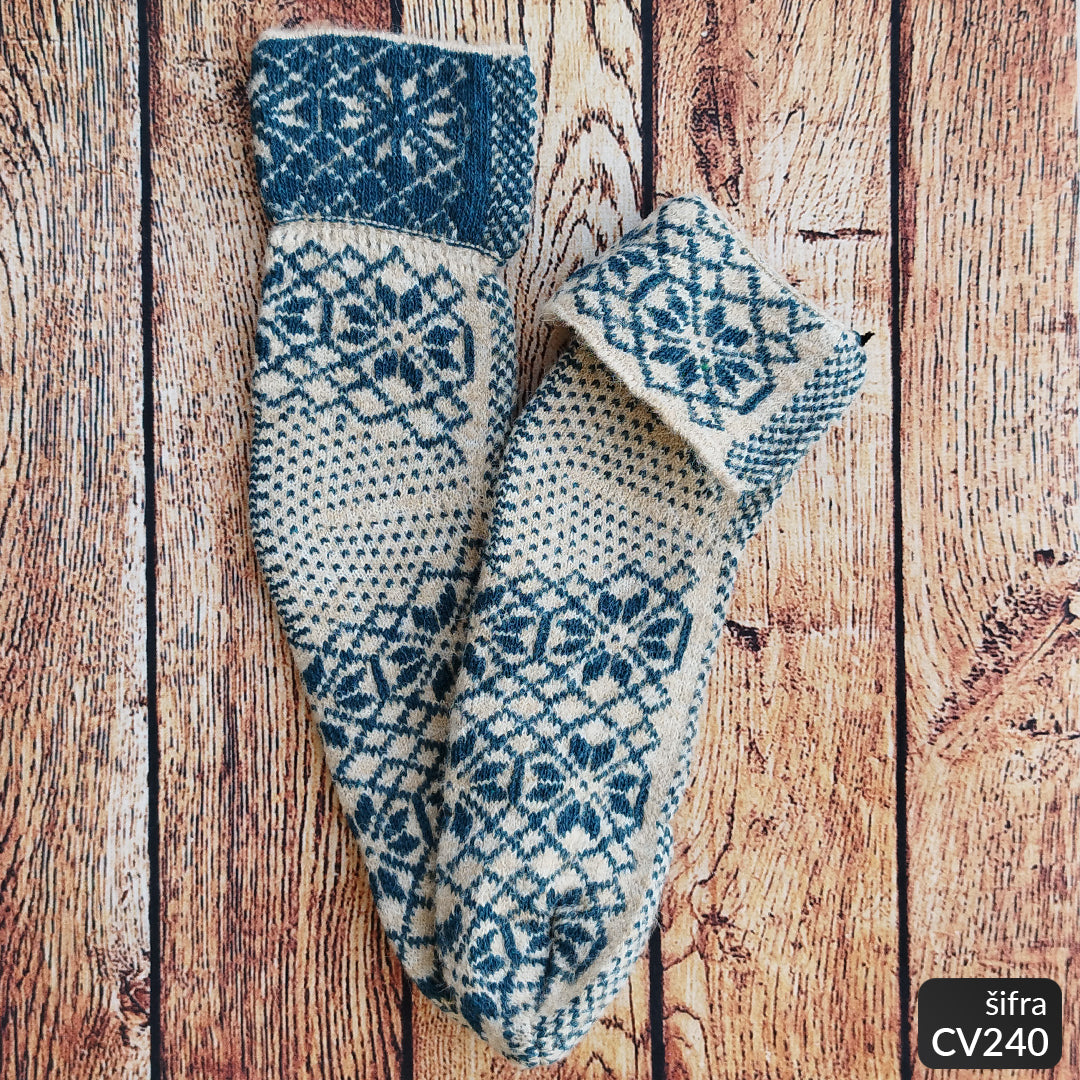 Ženske vunene pape 36-41 CV 240