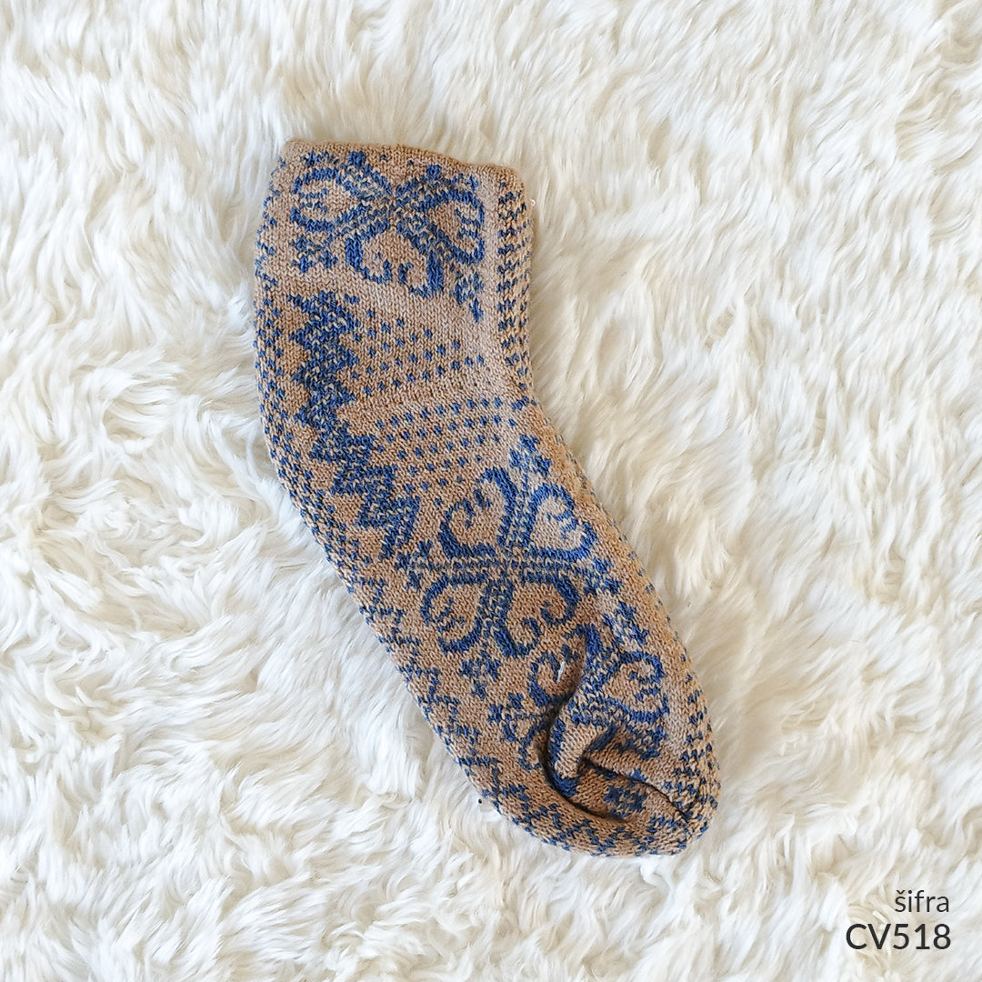 Ženske polukratke vunene pape 36-41 CV 518