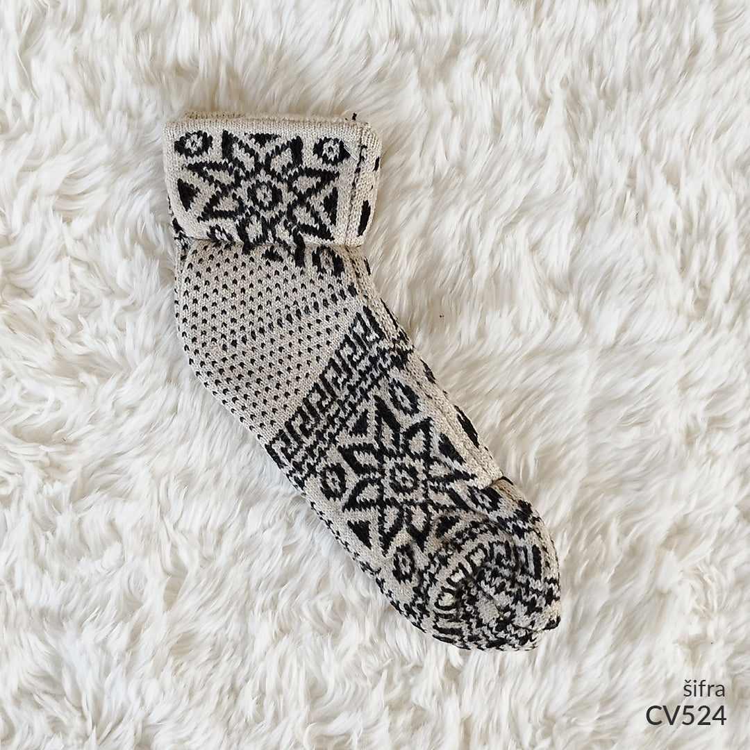 Ženske polukratke vunene pape 36-41 CV 524