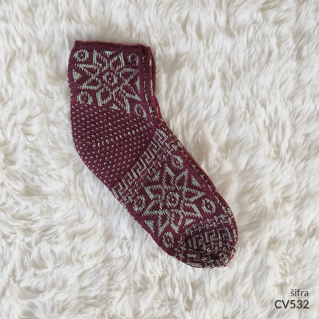 Ženske polukratke vunene pape 36-41 CV 532