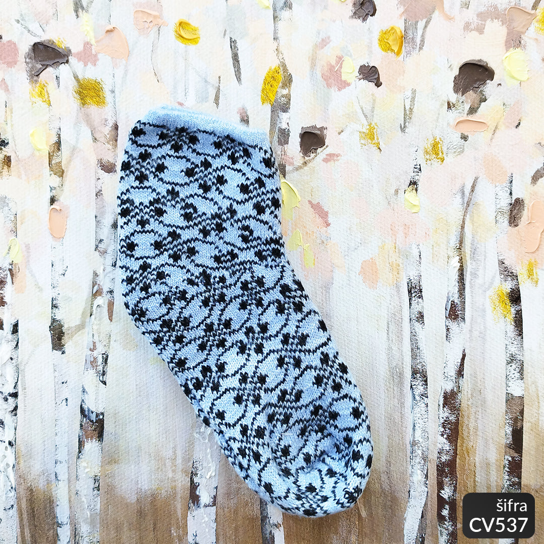 Ženske polukratke vunene pape 36-41 CV 537