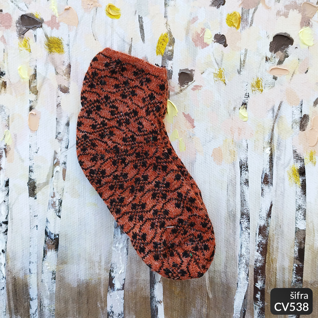 Ženske polukratke vunene pape 36-41 CV 538