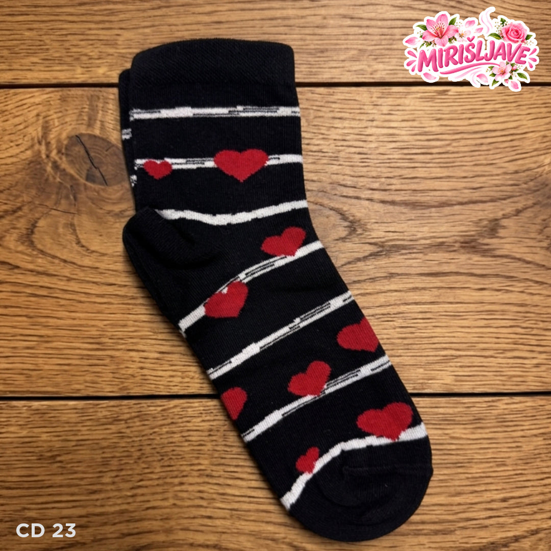 💖 Slatke čarape sa srcima - polukratke