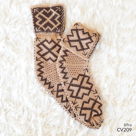 Ženske vunene pape 36-41 CV 209