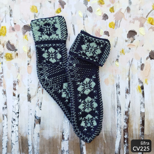 Ženske vunene pape 36-41 CV 225