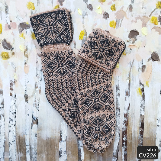 Ženske vunene pape 36-41 CV 226