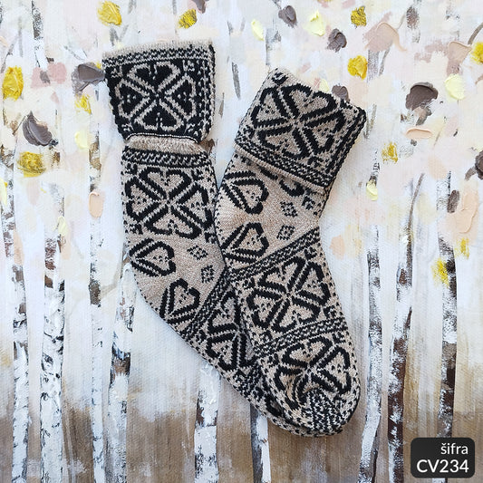 Ženske vunene pape 36-41 CV 234