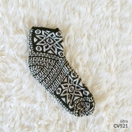 Ženske polukratke vunene pape 36-41 CV 521