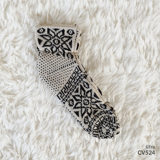 Ženske polukratke vunene pape 36-41 CV 524