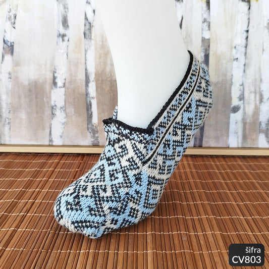 Ženske kratke vunene pape 36-40 CV 803