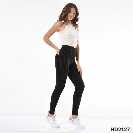 Crne ženske helanke slim fit sa tamnosivim prugama i visokim strukom, prikaz sa strane / pozadi