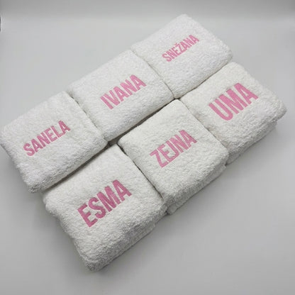 Bijeli peškir + vez po želji 💚
