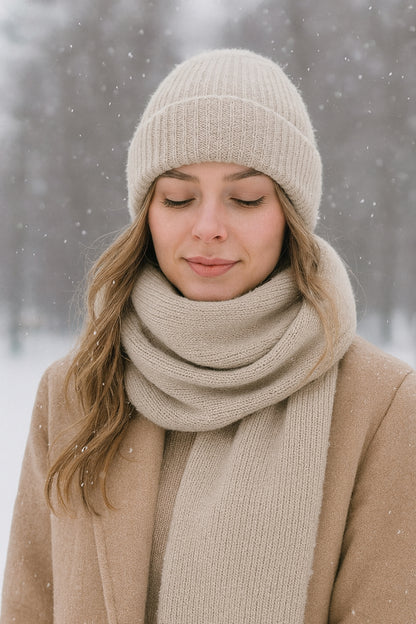 Elegantni ženski set (kapa + šal) SS 57 (bež boja)